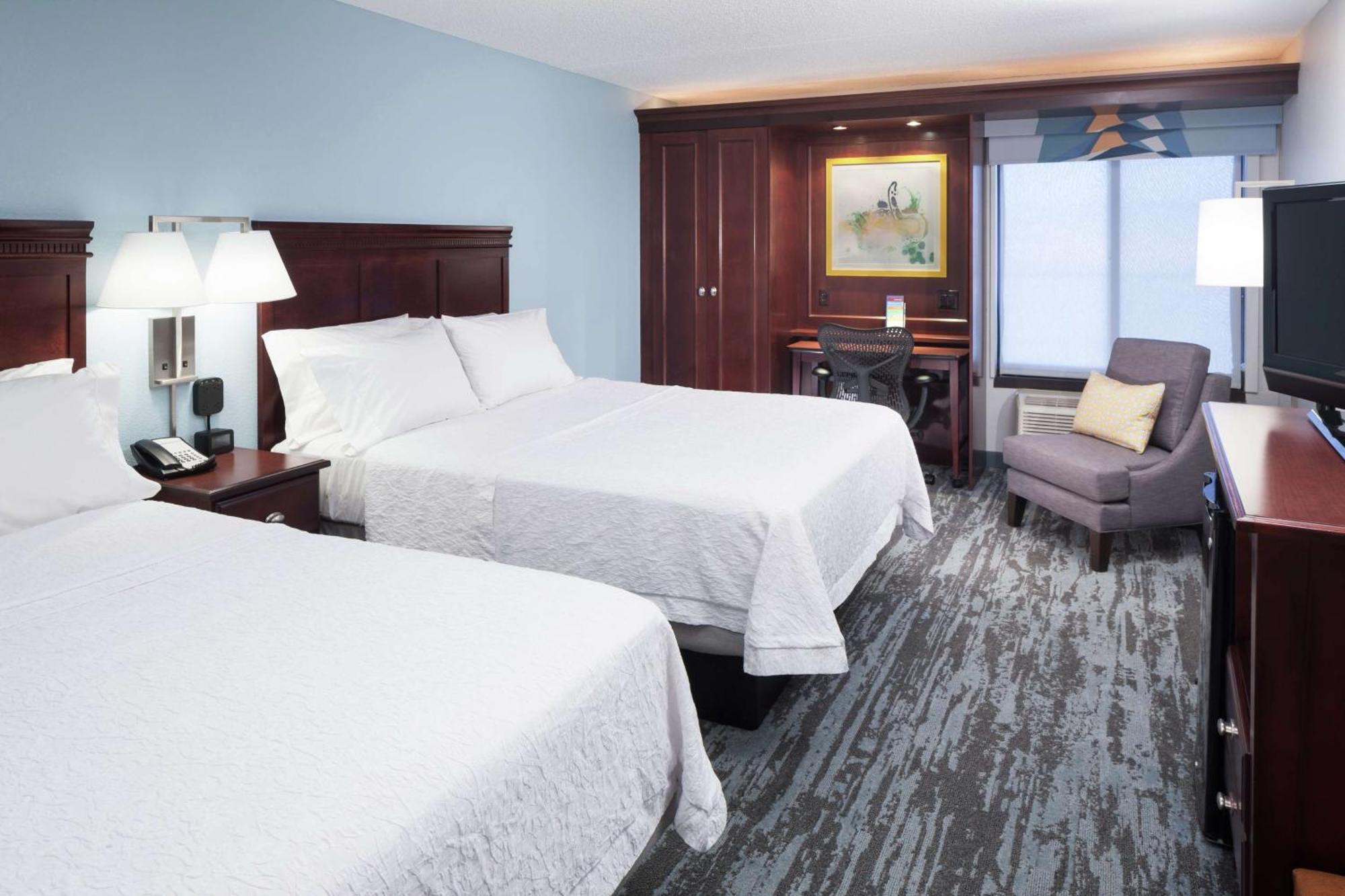 Hotel Hampton Kansas 3*